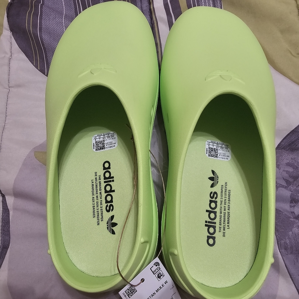 Adifom Stan Mule